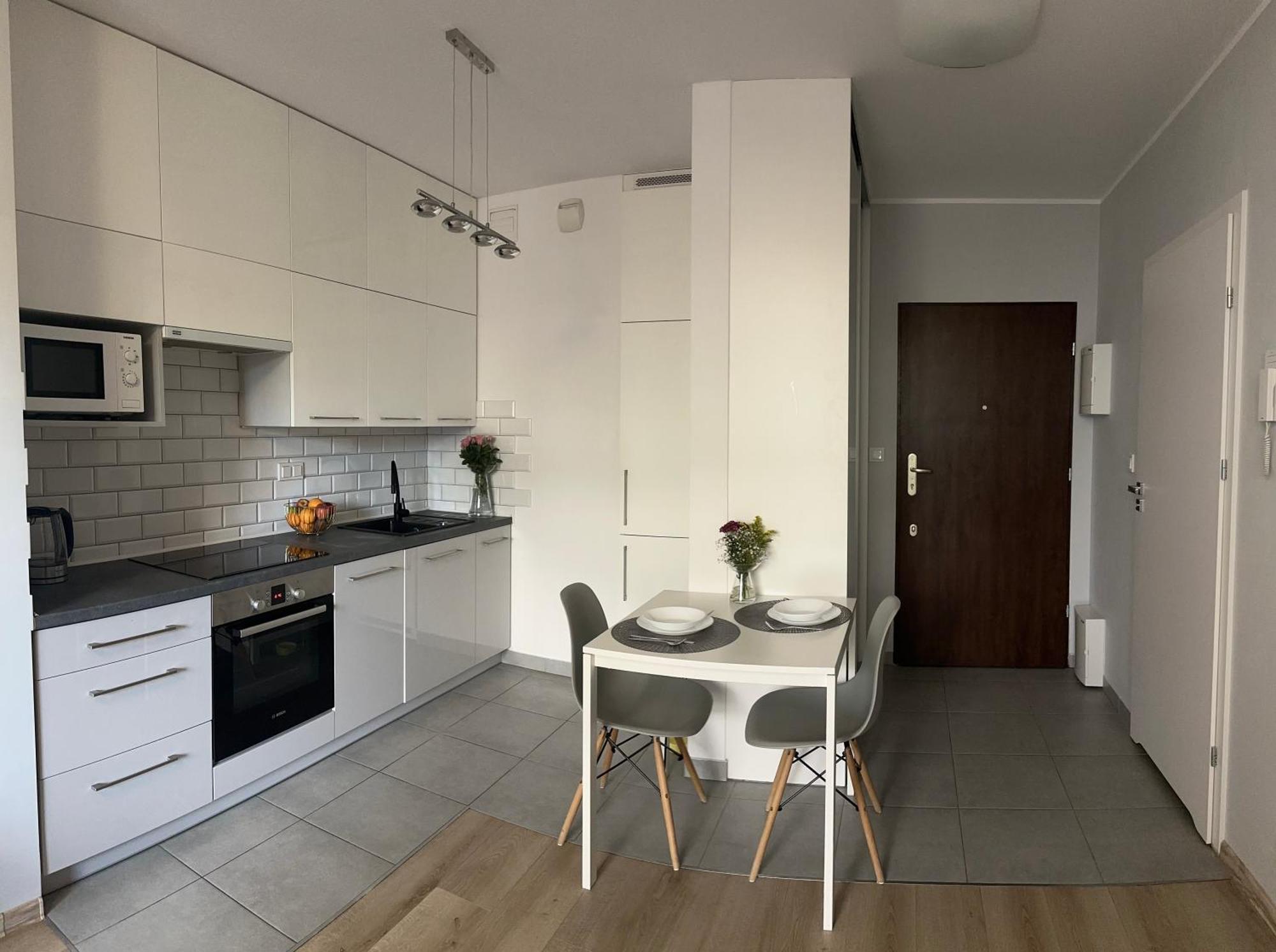 Cosy Apartment Near To The Chopin'S Airport Cybernetyki 2C Warsawa Bagian luar foto