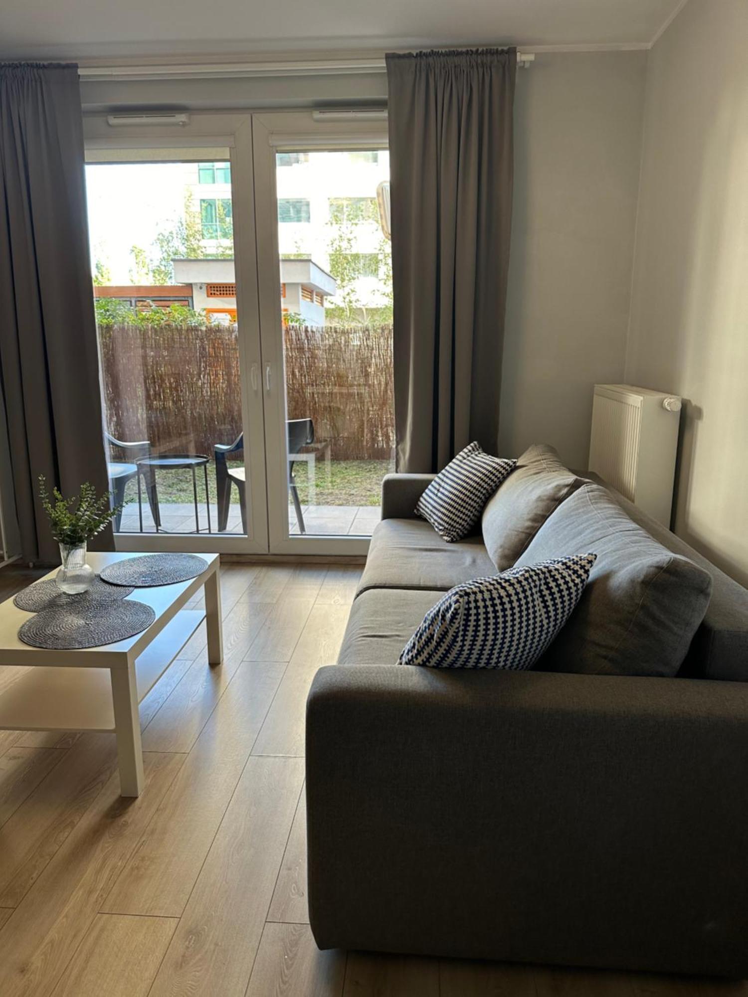 Cosy Apartment Near To The Chopin'S Airport Cybernetyki 2C Warsawa Bagian luar foto